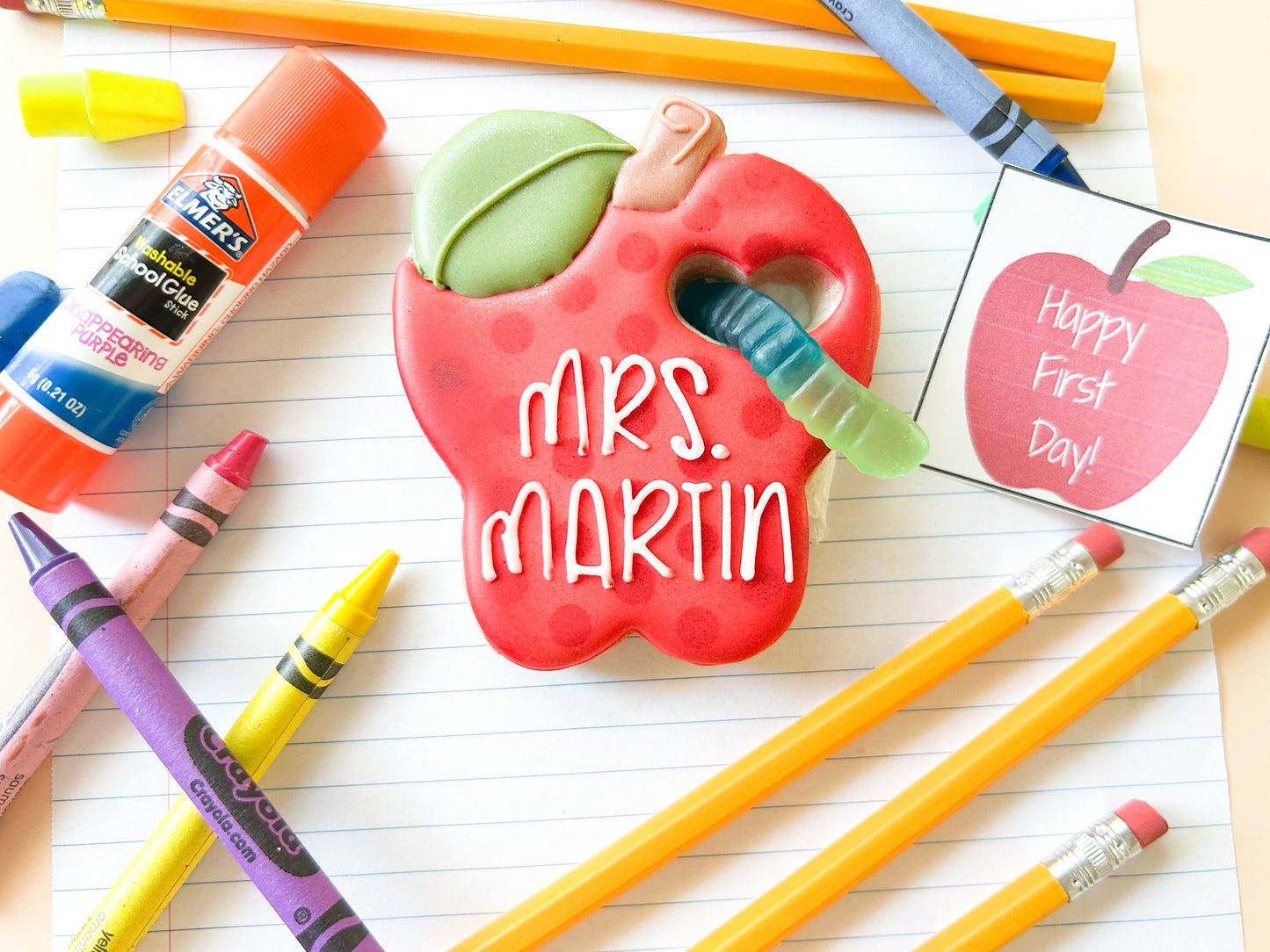 Personalized Apple & Worm Cookie!